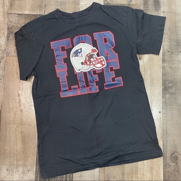 NFL New England Patriots Short Sleeve T-Shirt Large 14/16 - Picture 1 of 7
